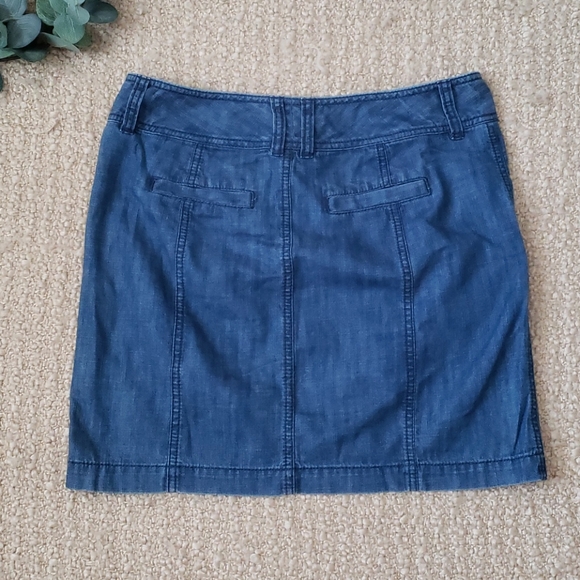 💥Caslon Dark Chambray Mini Skirt size 2 - Picture 4 of 8